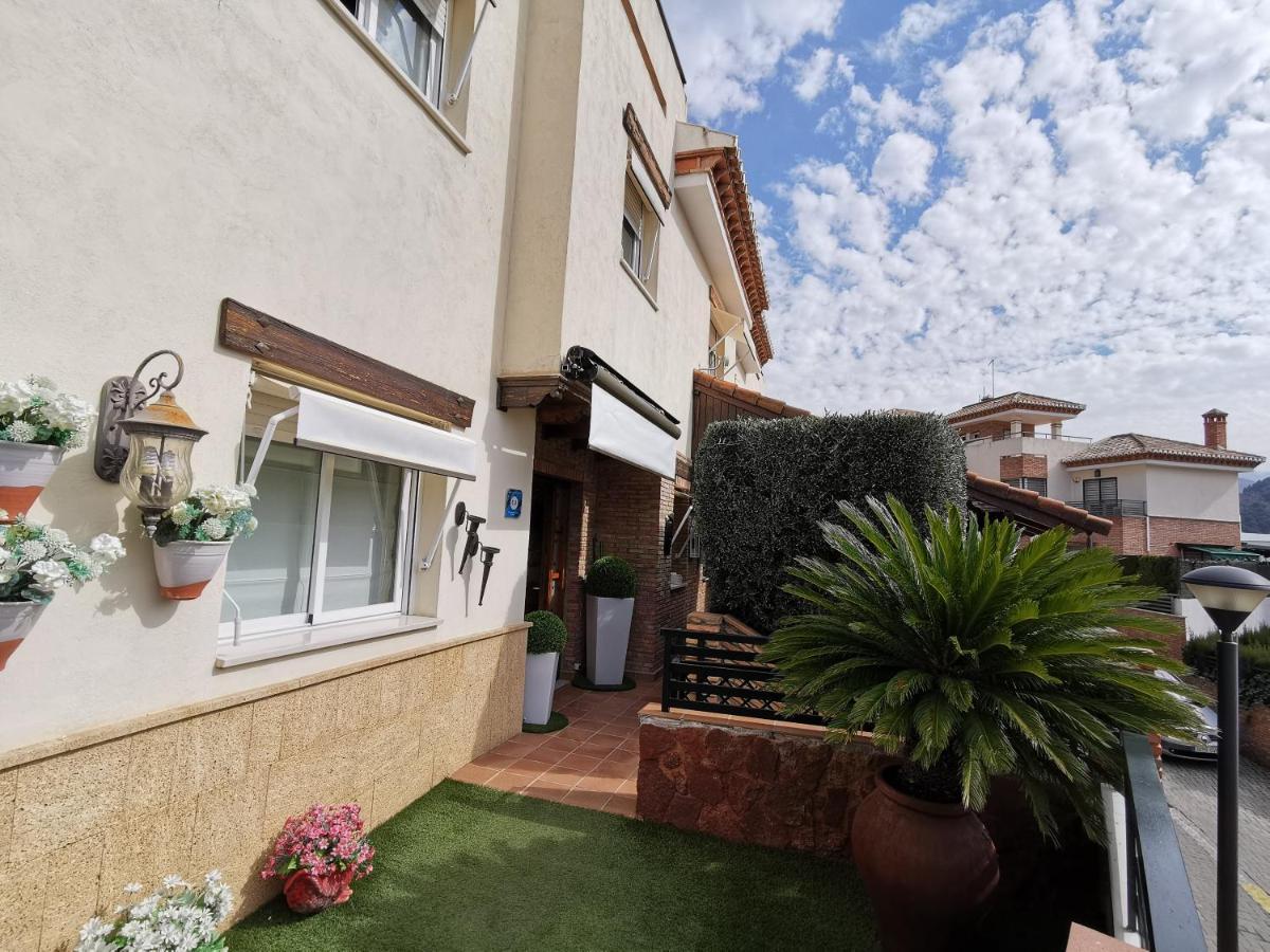 Apartamentos Turisticos Tronca Luxury Granada Ngoại thất bức ảnh